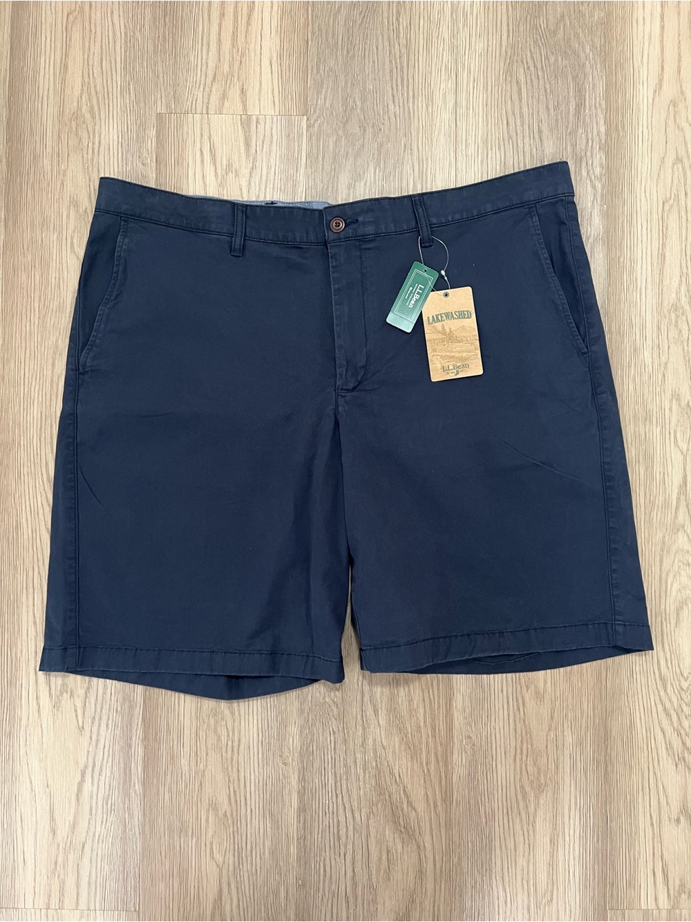 L.L.Bean Lakewashed Navy Chino Shorts Mens 42W NWT Standard Fit 503788